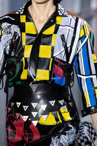 Look 121